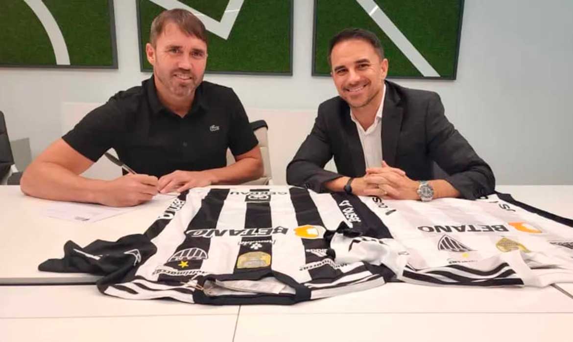 Atlético Mineiro anuncia contratação do técnico argentino