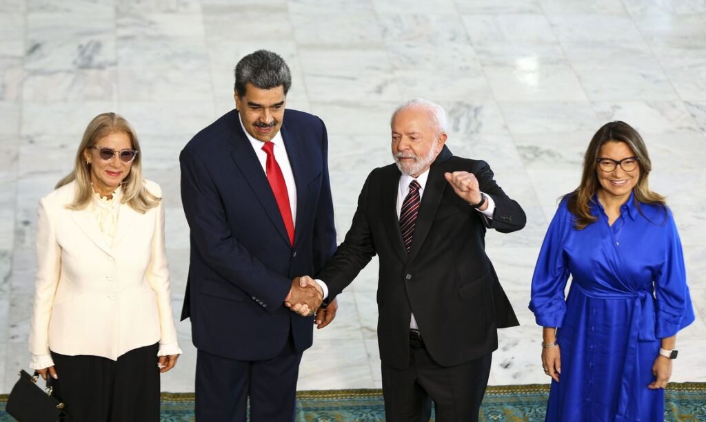 Maduro reune com Lula.