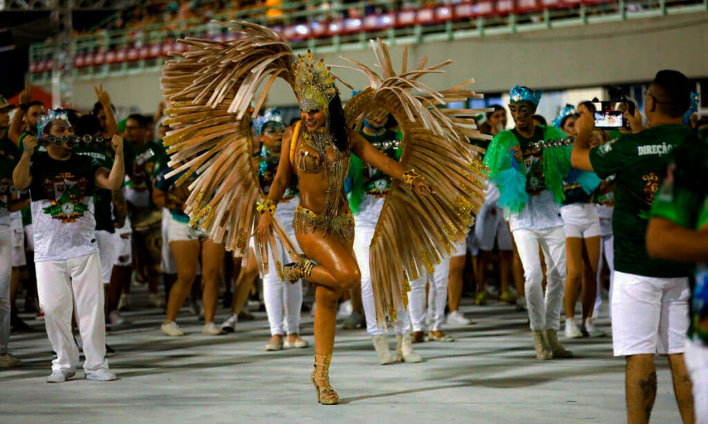Ensaios técnicos das Escolas de Samba