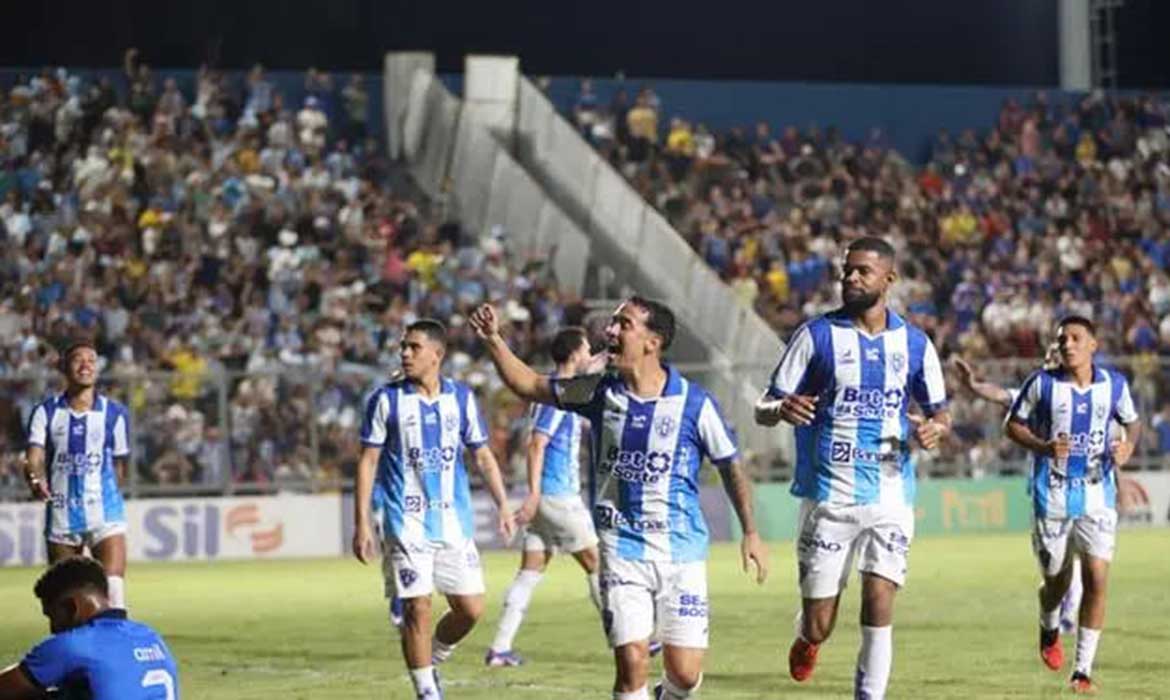 Anápolis e Paysandu